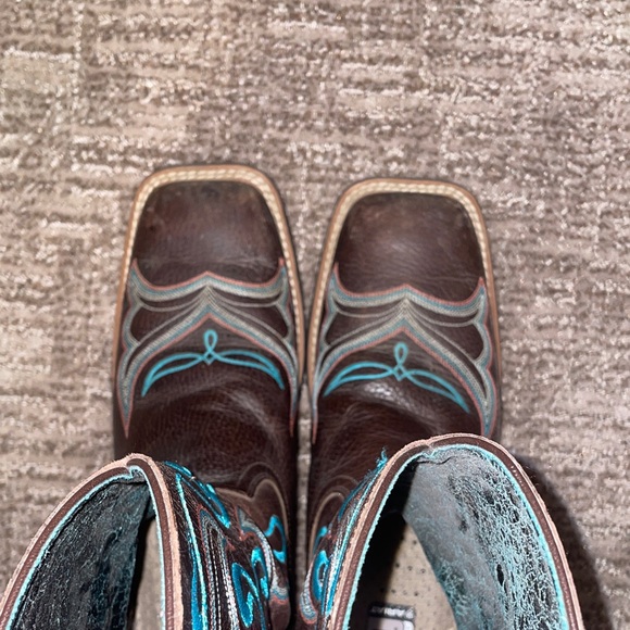 Ariat Dark Brown Boots with Teal Accents - Picture 8 of 8